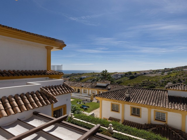 Maison mitoyenne avec 3 Chambres  à Manilva