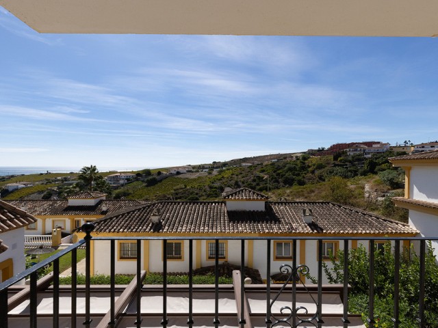 Maison mitoyenne avec 3 Chambres  à Manilva