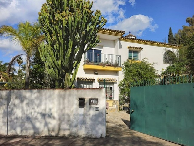 5 Schlafzimmer Villa in San Pedro de Alcántara
