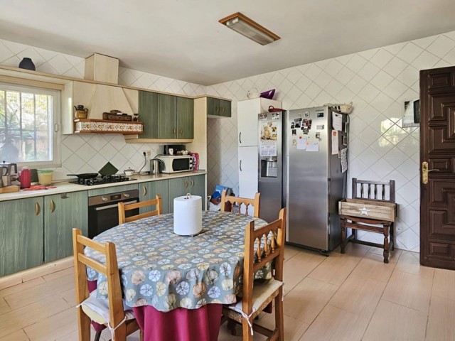5 Schlafzimmer Villa in San Pedro de Alcántara
