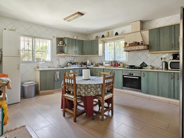 5 Schlafzimmer Villa in San Pedro de Alcántara