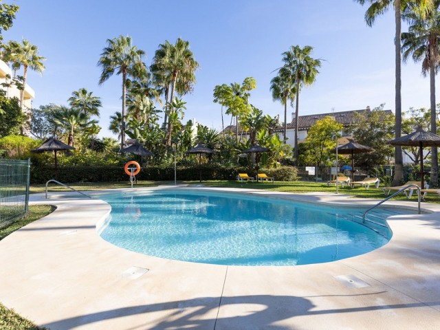 Kattohuoneisto, Bahía de Marbella, R4624858