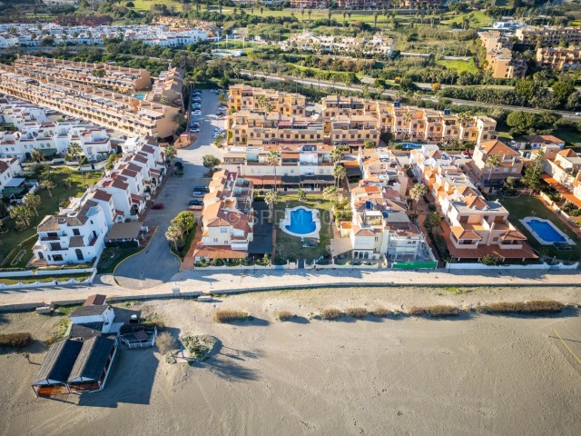 4 Schlafzimmer Reihenhaus in Casares Playa