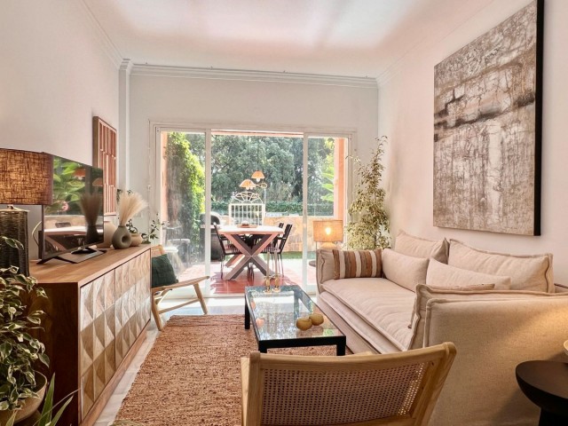 Apartment, Carib Playa, R4632886