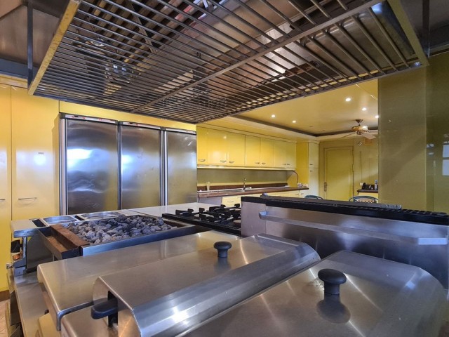 9 Sovrums Villa i Cabopino