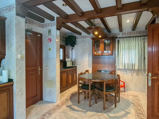 9 Sovrums Villa i Cabopino
