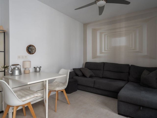 2 Bedrooms Townhouse in Estepona