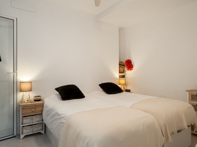2 Bedrooms Townhouse in Estepona