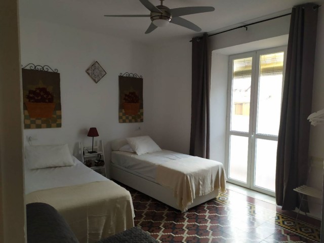 2 Bedrooms Townhouse in Estepona