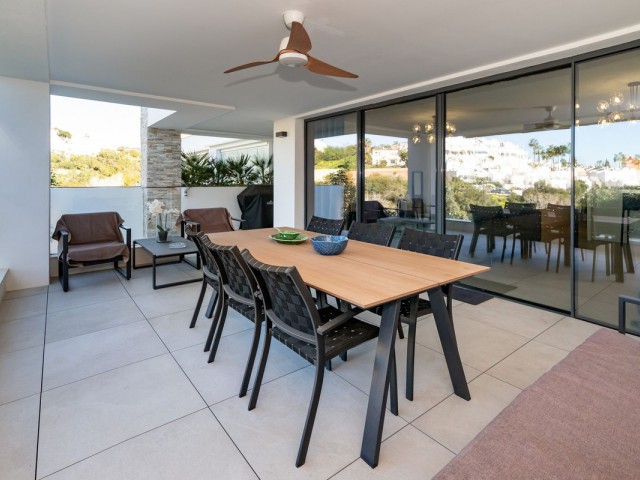 Appartement avec 3 Chambres  à Cabopino