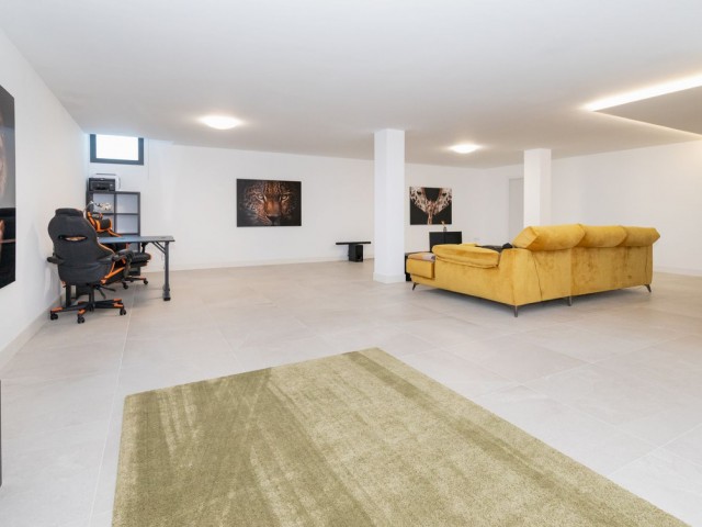 Appartement avec 3 Chambres  à Cabopino