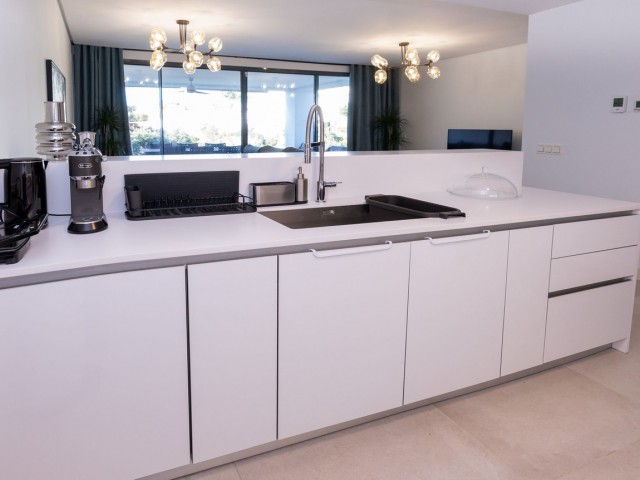 Appartement avec 3 Chambres  à Cabopino