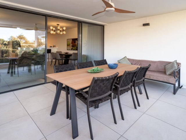 Appartement avec 3 Chambres  à Cabopino