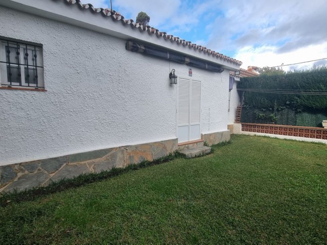 3 Schlafzimmer Villa in San Luis de Sabinillas