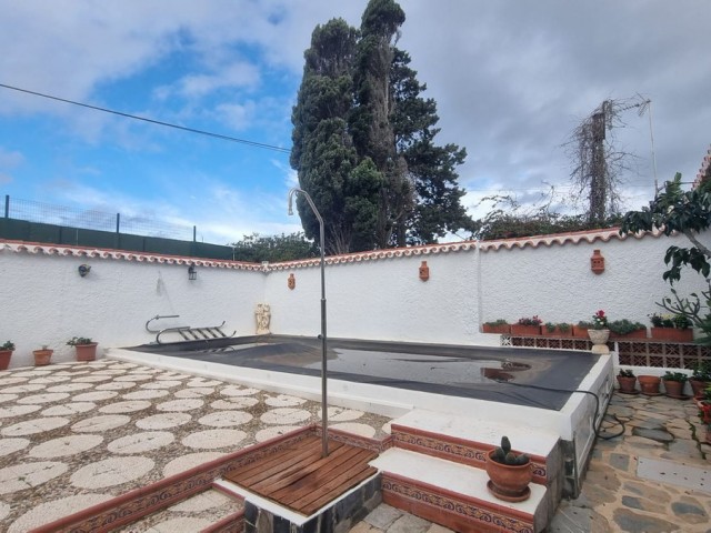 3 Schlafzimmer Villa in San Luis de Sabinillas