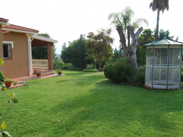 4 Bedrooms Villa in Alhaurín de la Torre