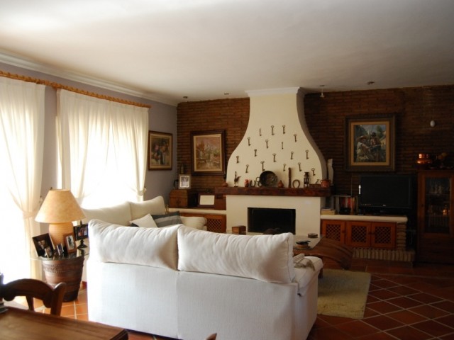 4 Slaapkamer Villa in Alhaurín de la Torre