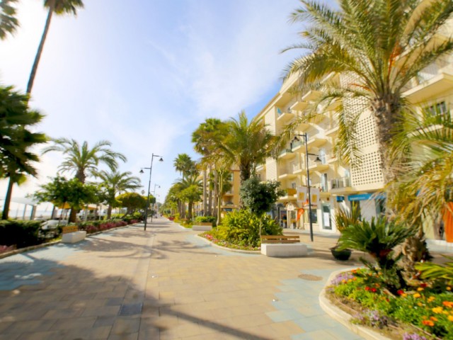 Appartement avec 2 Chambres  à Estepona