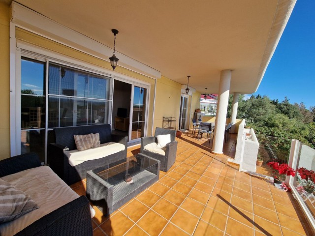 Apartamento con 3 Dormitorios  en Cabopino