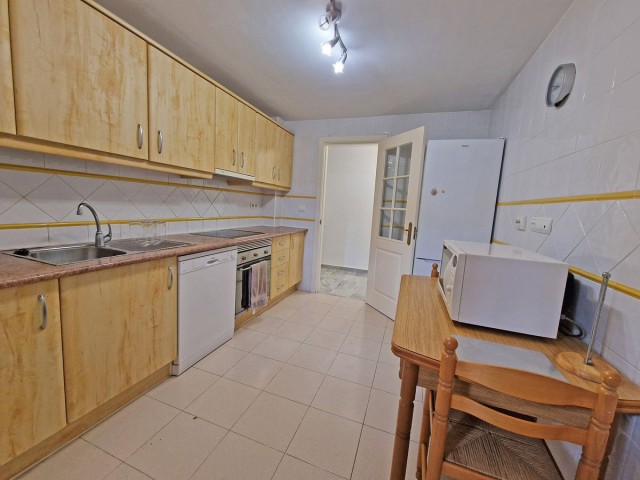 Apartamento con 3 Dormitorios  en Cabopino