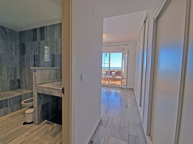 Apartamento con 3 Dormitorios  en Cabopino