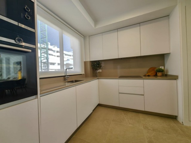 4 Bedrooms Apartment in Estepona