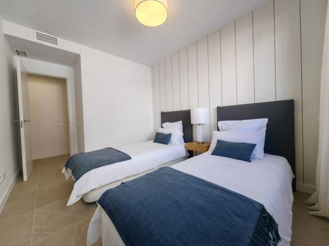 4 Bedrooms Apartment in Estepona