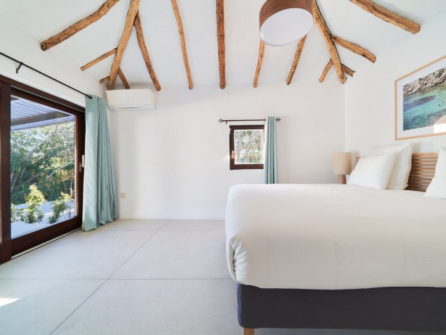 Villa avec 6 Chambres  à San Pedro de Alcántara