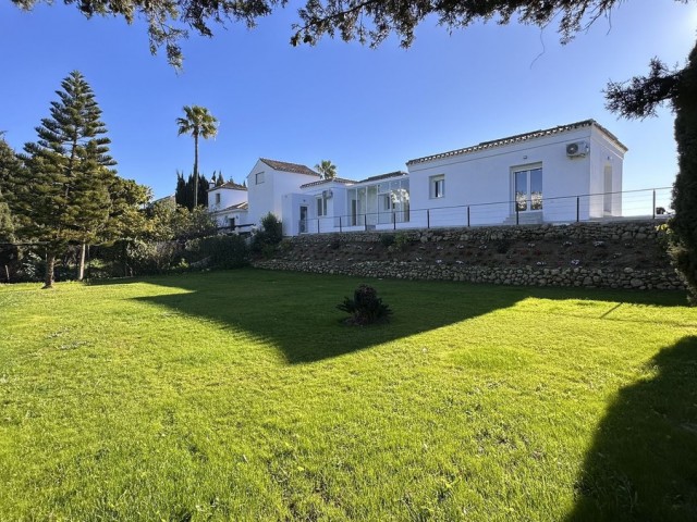 Villa, La Duquesa, R4917181