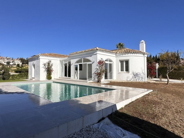 4 Sovrums Villa i La Duquesa