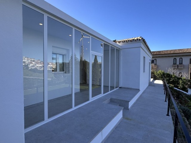 4 Sovrums Villa i La Duquesa