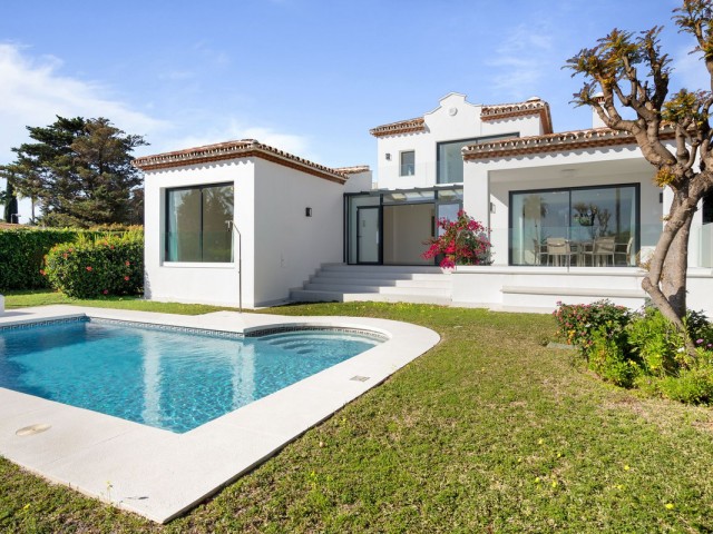 4 Sovrums Villa i Elviria