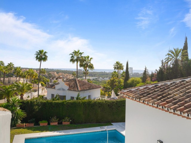 4 Sovrums Villa i Elviria