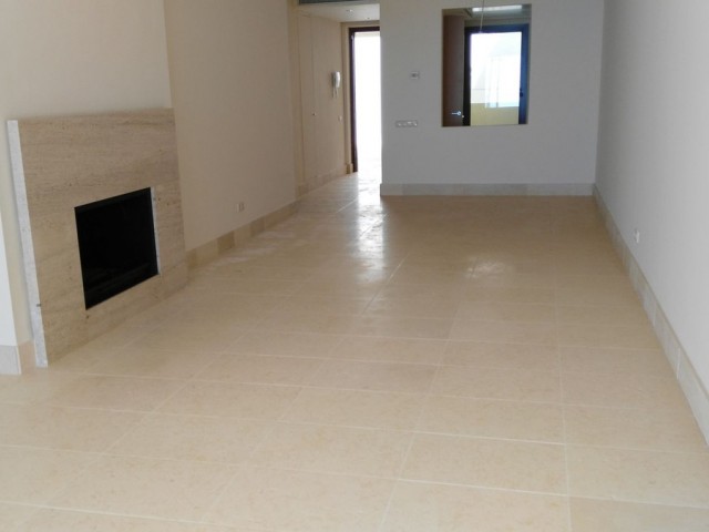2 Schlafzimmer Apartment in Altos de los Monteros