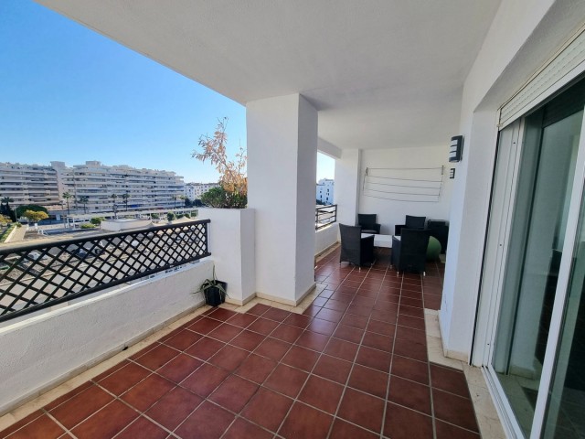 2 Bedrooms Apartment in Puerto Banús