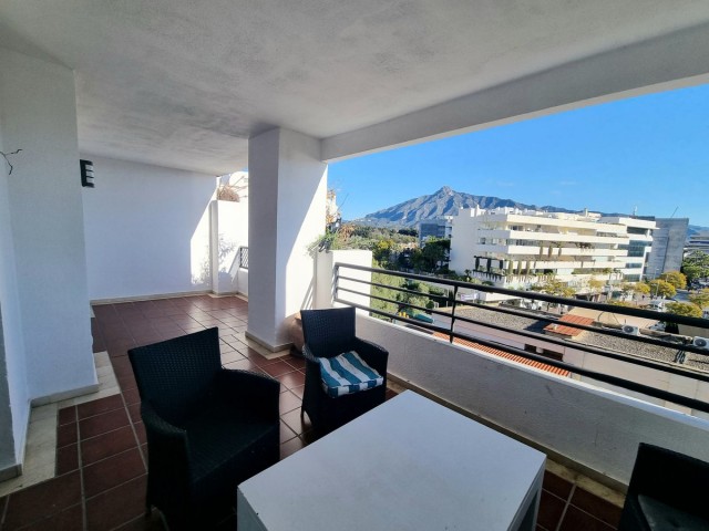 2 Bedrooms Apartment in Puerto Banús