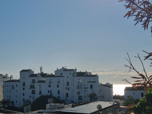 2 Bedrooms Apartment in Puerto Banús