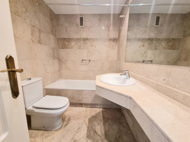 2 Bedrooms Apartment in Puerto Banús