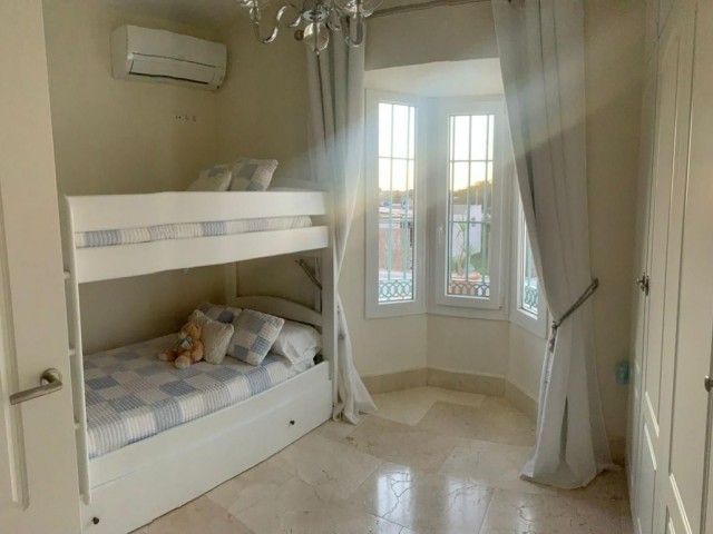 Villa, San Roque, R4941292