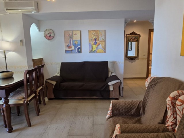 2 Schlafzimmer Apartment in La Carihuela