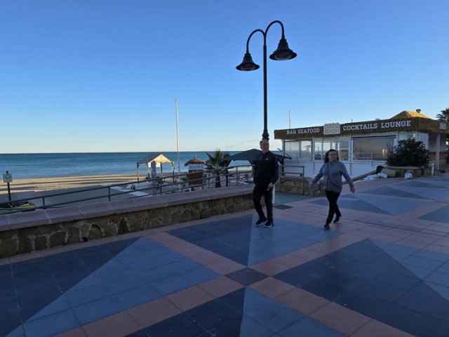 2 Schlafzimmer Apartment in La Carihuela