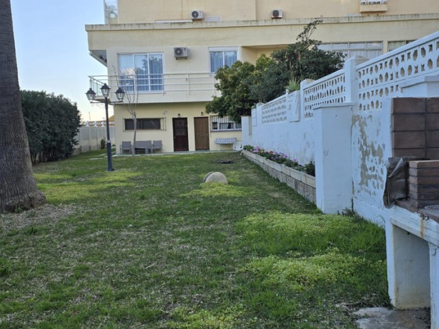 2 Schlafzimmer Apartment in La Carihuela