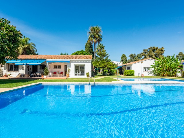 Appartement avec 2 Chambres  à San Pedro de Alcántara