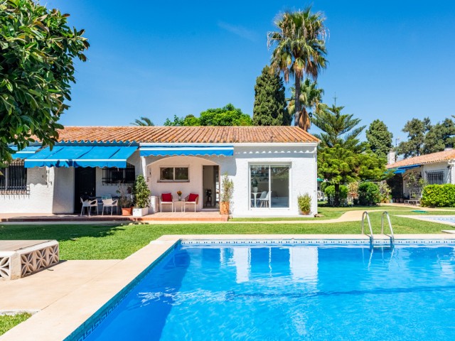 Appartement avec 2 Chambres  à San Pedro de Alcántara