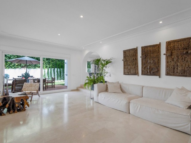 6 Slaapkamer Villa in Nueva Andalucía