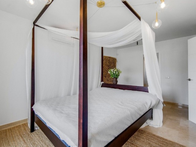 6 Slaapkamer Villa in Nueva Andalucía