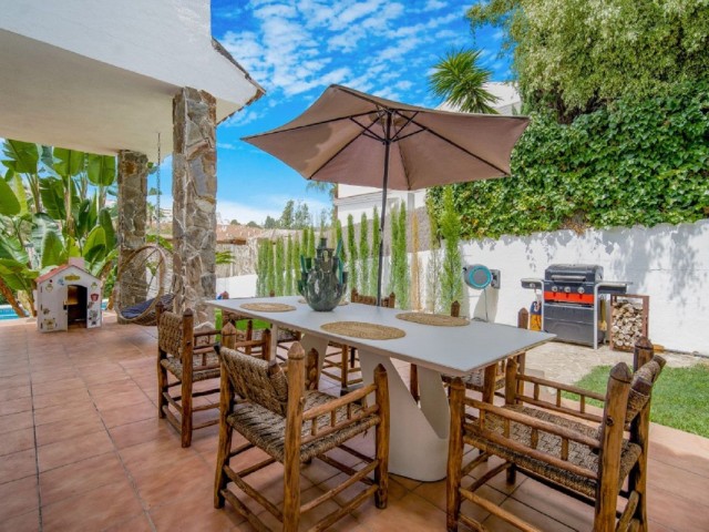 6 Slaapkamer Villa in Nueva Andalucía