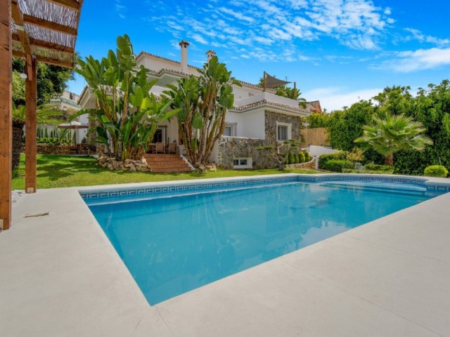 6 Slaapkamer Villa in Nueva Andalucía