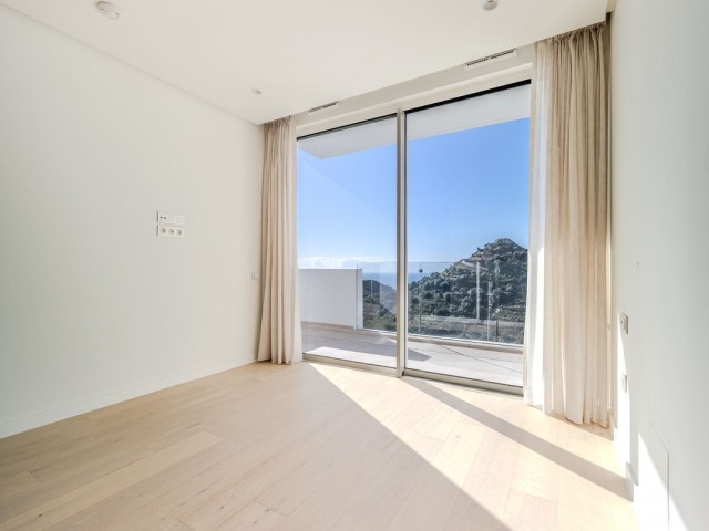 Apartamento con 2 Dormitorios  en Ojén