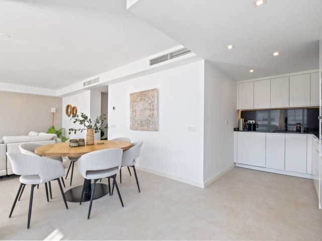 Apartment, La Carihuela, R4952713
